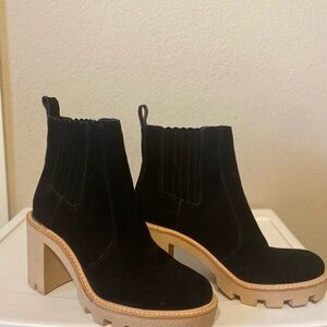Gianni Bini booties